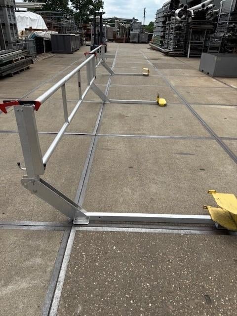 2324. Valbeveiliging voor plat dak / RSS, Doe-het-zelf en Verbouw, Steigers, Gebruikt, Daksteiger, 5 meter of hoger, Ophalen