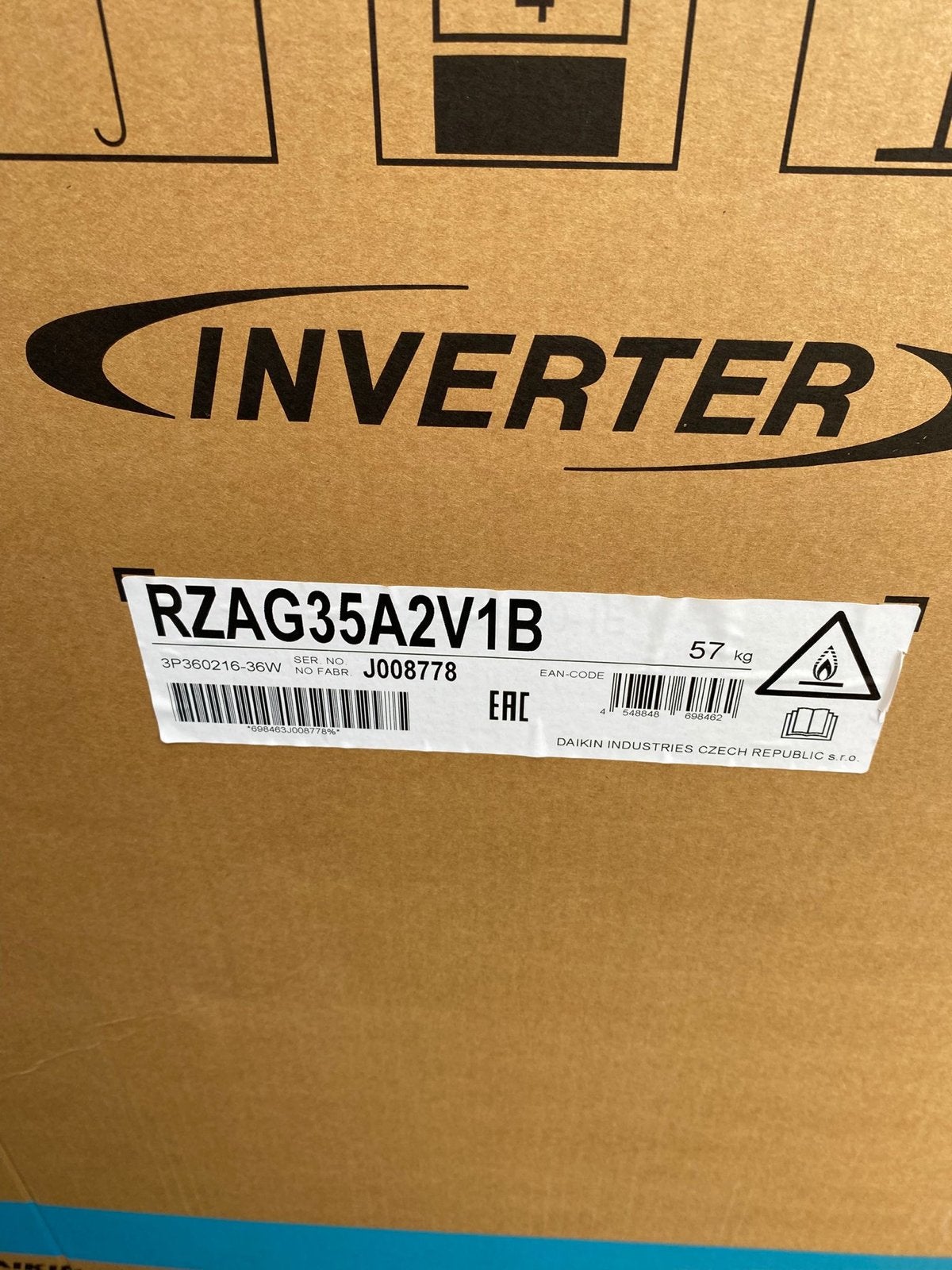 Daikin RZAG35A2V1B Inverter Buitenunit Airco - Nieuw in doos, Ophalen, Koelen en Ontvochtigen, Minder dan 60 m³, Aangenaam@daikin.nl