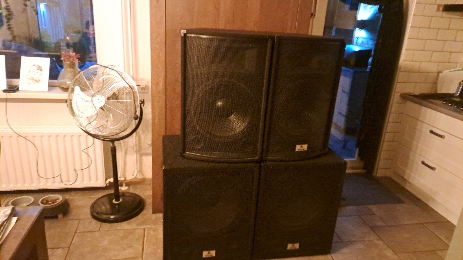 Devine artist 18 inch subs 15 inch tops, Ophalen of Verzenden, 120 watt of meer, Subwoofer, Overige merken