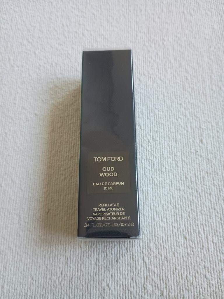 Tom Ford Oud Wood Travelspray 10ml, Sieraden, Tassen en Uiterlijk, Uiterlijk | Parfum, Ophalen of Verzenden, Nieuw