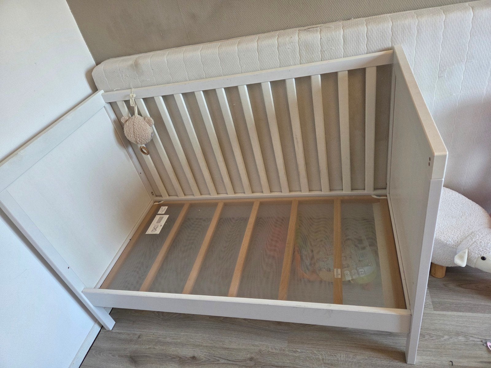 Ikea ledikant met lichte beschadiging, Ophalen, Gebruikt, Ledikant