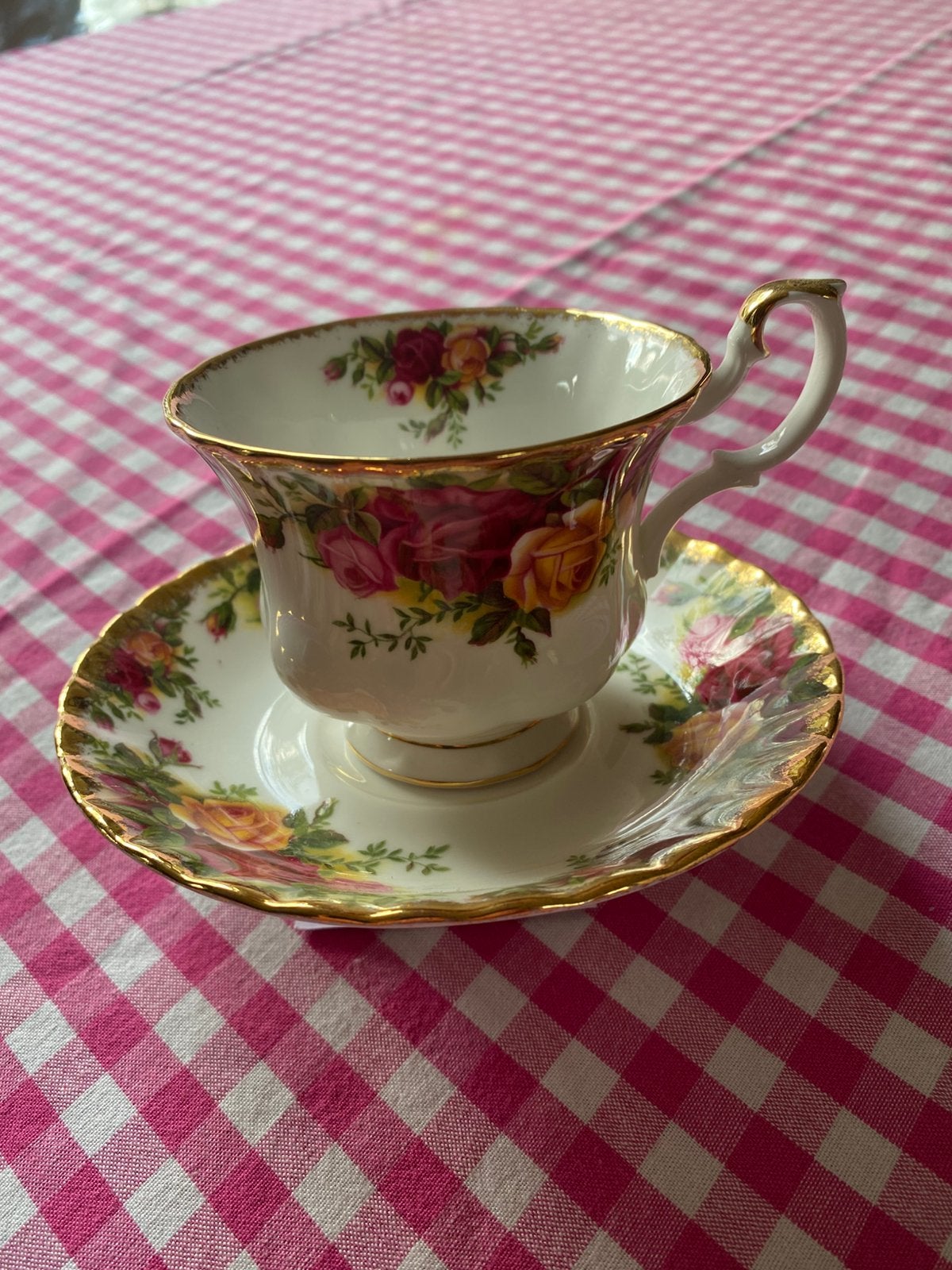 Royal Albert kopjes 2, Ophalen of Verzenden