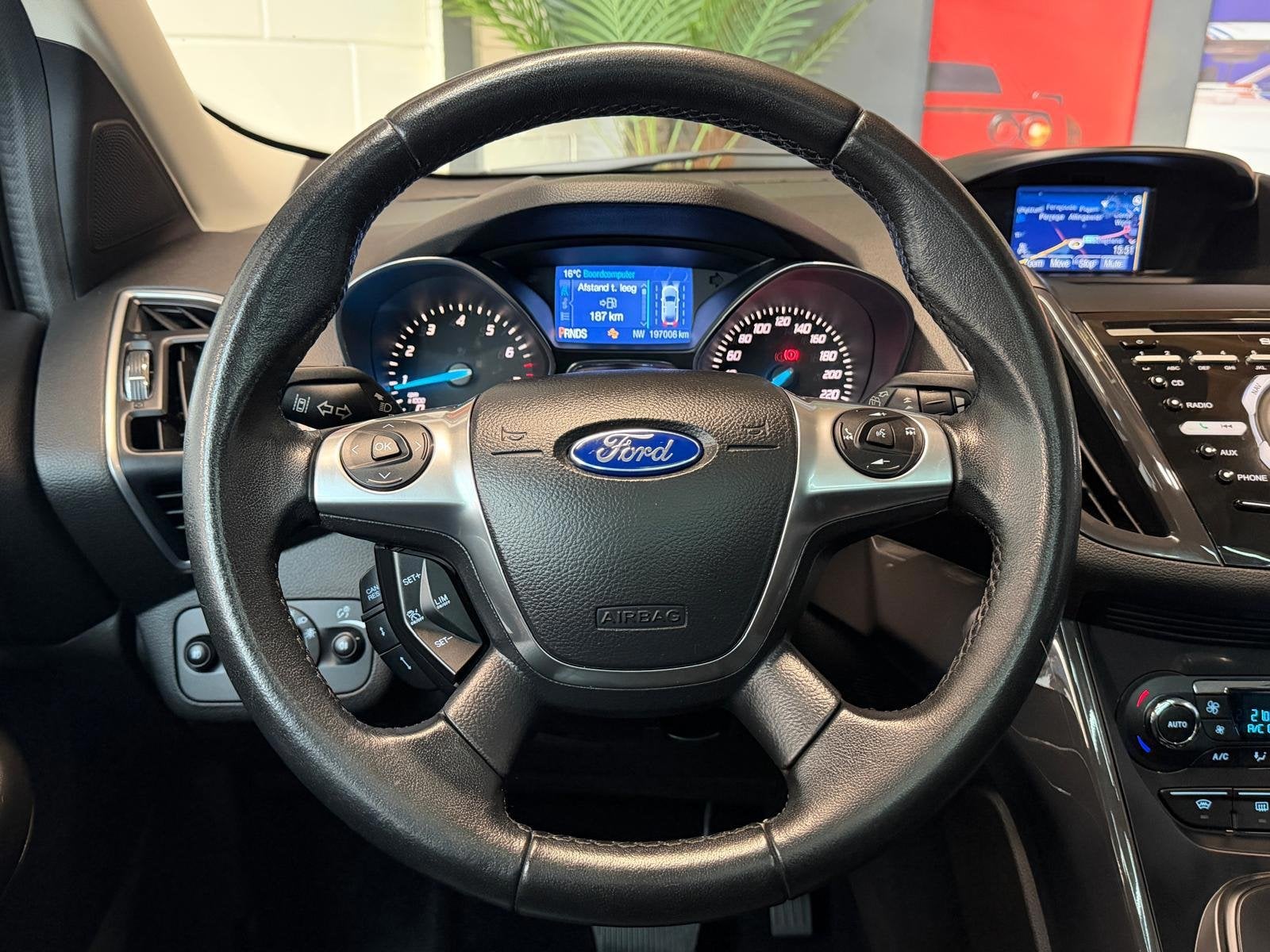 Foto 20 van Ford Kuga 1.6 182PK 4WD | AUTOMAAT | CAMERA | PANO