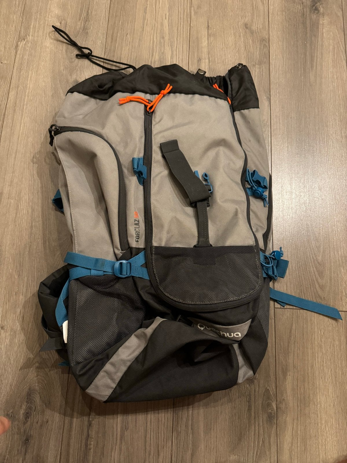 Quechua Forclaz 50 Lichtgrijze Trekking Rugzak, Overige merken, Gebruikt, 25 tot 40 cm, Ophalen of Verzenden