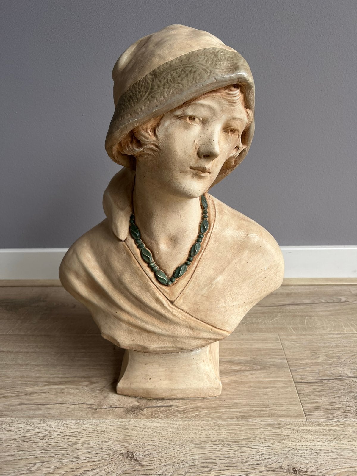 Decoratief beeld: Buste van Vrouw, Ophalen, Art deco, Buste, 20 - 50 cm