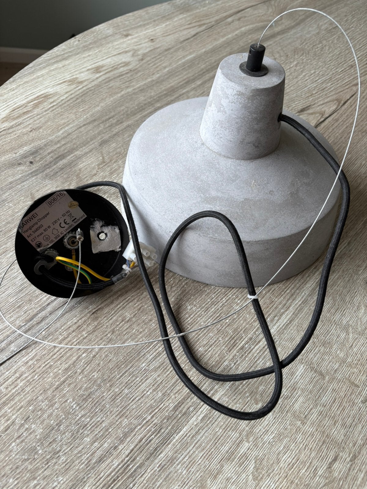 Hanglamp Chopper  betonnen lampenkap, Ophalen, Zo goed als nieuw