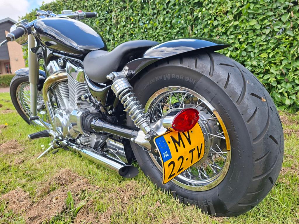 Intruder VS1400 Custom, Particulier, Chopper