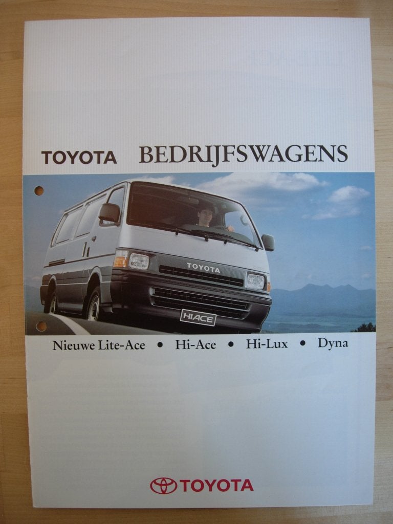 Toyota HiLux HiAce LiteAce Dyna Brochure 1992, Toyota, Ophalen of Verzenden, Zo goed als nieuw, Toyota