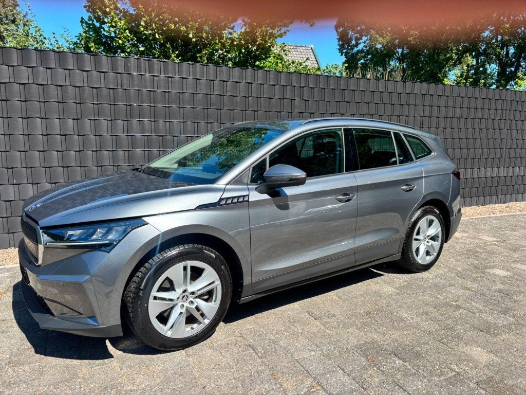 Skoda ENYAQ 60 BNS ED. **Carplay//DAB**, Auto's, Automaat, Gebruikt, Met garantie (alle), Lane Keeping Assist