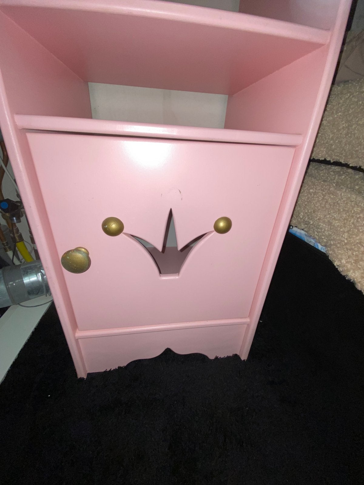 Kinderkamer kast, Ophalen