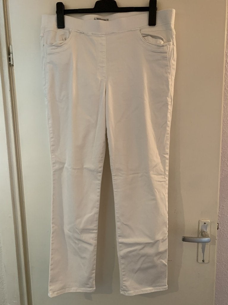 Witte broek van Brax. Maat 4XL, Wit, Maat 46/48 (XL) of groter, Zo goed als nieuw, Lang
