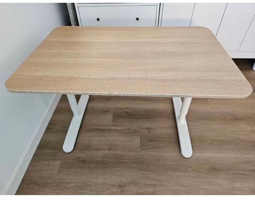 Ikea Bekant bureau verstelbaar- 120x80cm -zo goed als nieuw!, Ophalen, 120 cm, Hout, Bruin