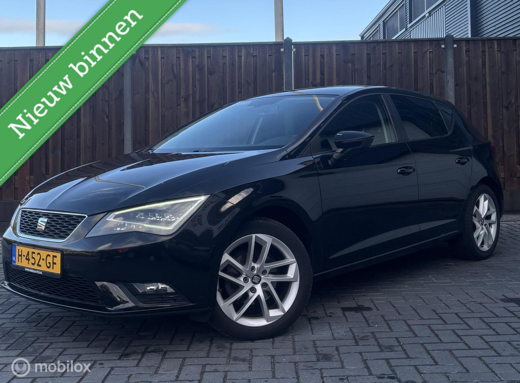 Seat Leon 1.2 TSI Style/LMV/BLUETOOTH/PDC/NAVI/CRUISE/CLIMA/, Voorwielaandrijving, Stof, Gebruikt, Euro 6