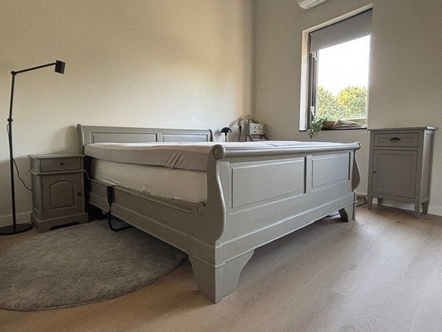 Bedombouw, nachtkastjes, Ophalen, Gebruikt, Beige, Tweepersoons