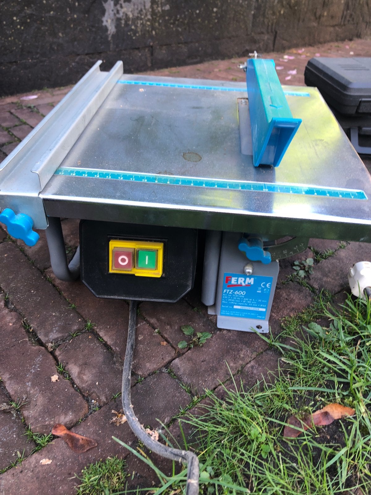 Ferm FTZ-600 Tegelzaag - Gebruikt maar functioneel, Ophalen, Minder dan 30 mm, Gebruikt, Overige typen