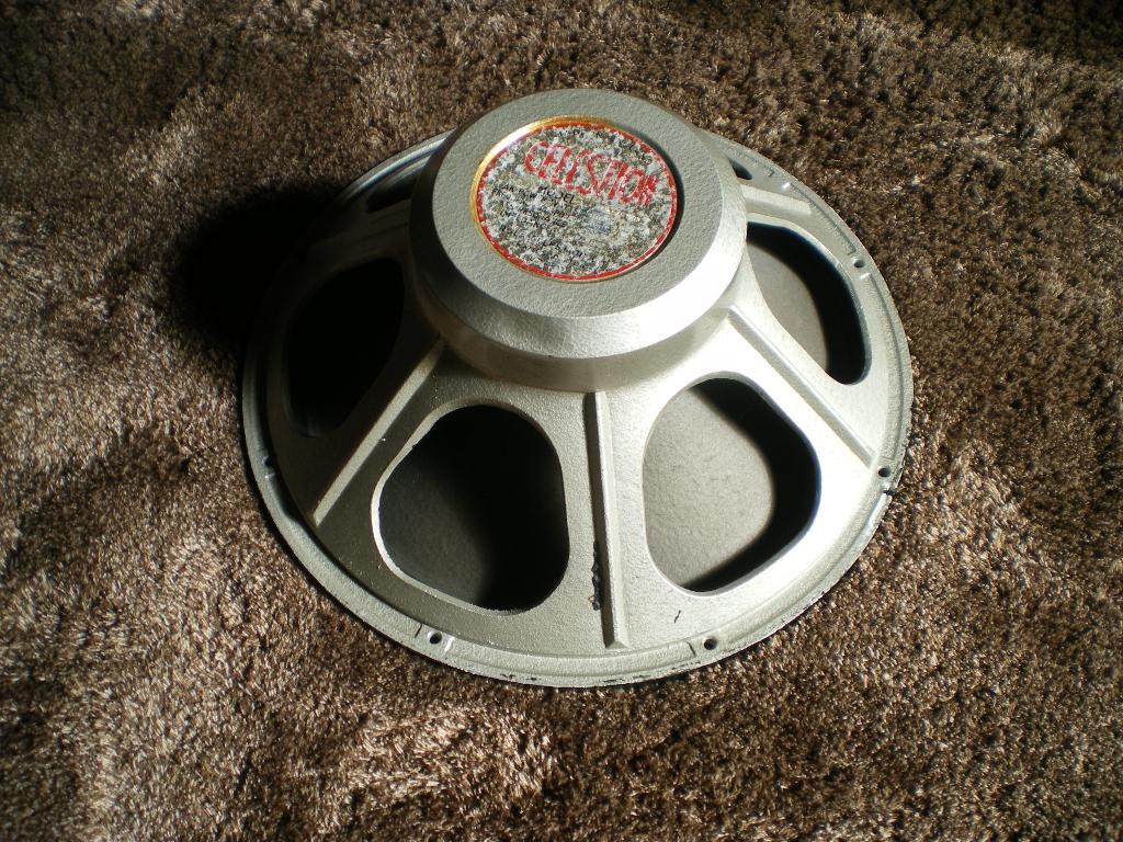 bass woofer 18 inch ., Overige merken, Subwoofer, Ophalen of Verzenden, Zo goed als nieuw