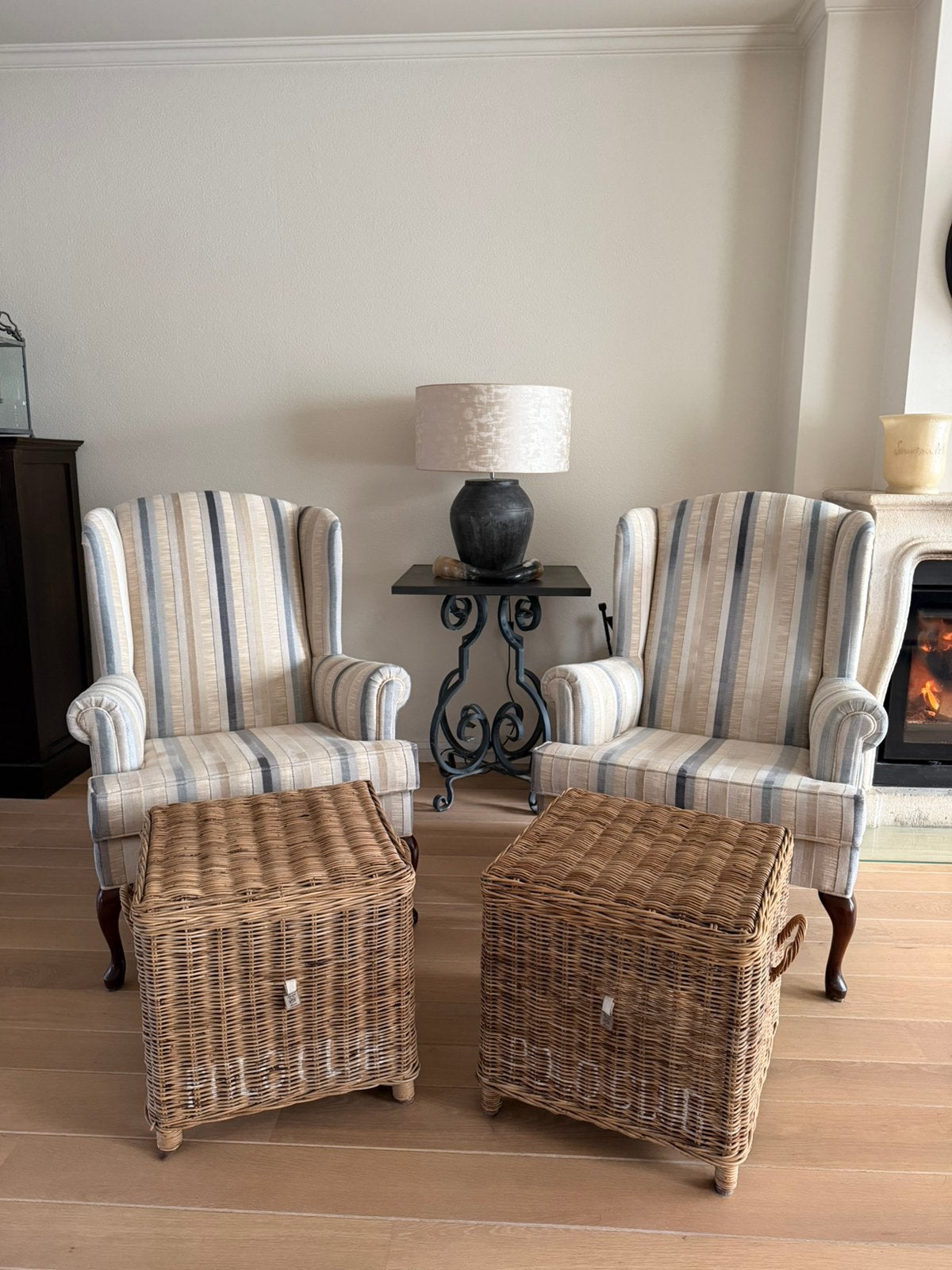 2x Oor fauteuils landelijke stijl, nieuwe stof, Huis en Inrichting, Stoelen, Ophalen, Twee, Overige kleuren, Zo goed als nieuw