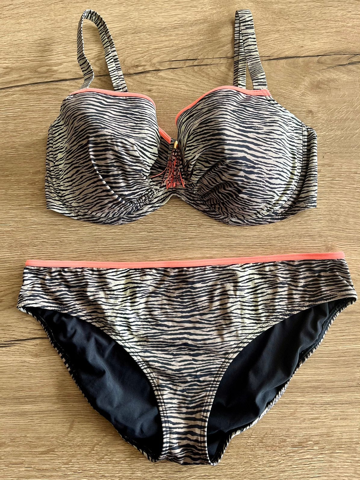 Prima donna 80F/95F bbh broekje 44 zeebra print zwart koraal, Meerkleurig, Ophalen of Verzenden, Bikini, Gedragen