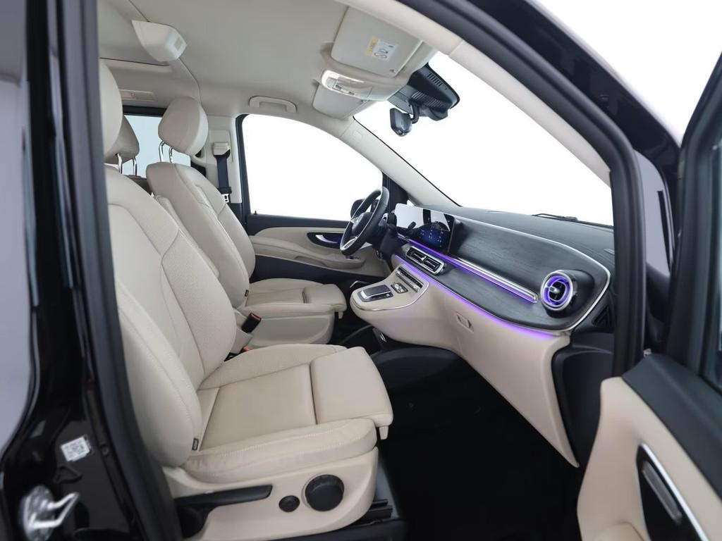 Mercedes-Benz V-Klasse 300 Benzine L2 Avantgarde Grijs Kente, Auto's, Bestelauto's, Automaat, 12 maanden, Achterwielaandrijving