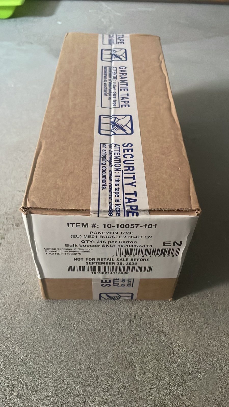 Mega evolution base case 6 booster boxen, Ophalen, Zo goed als nieuw, Boosterbox