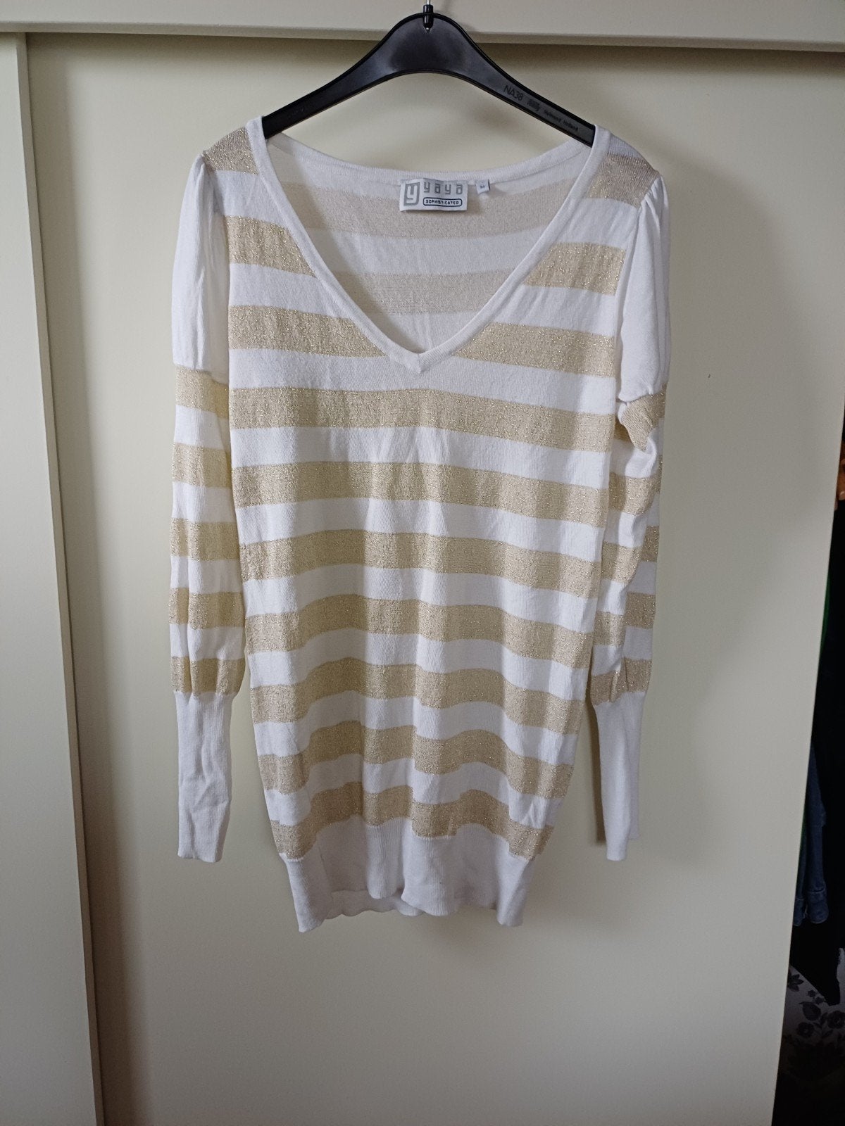 Yaya gestreepte trui met V-hals - Maat M, Kleding | Dames, Maat 38/40 (M), Wit, Ophalen of Verzenden, Zo goed als nieuw