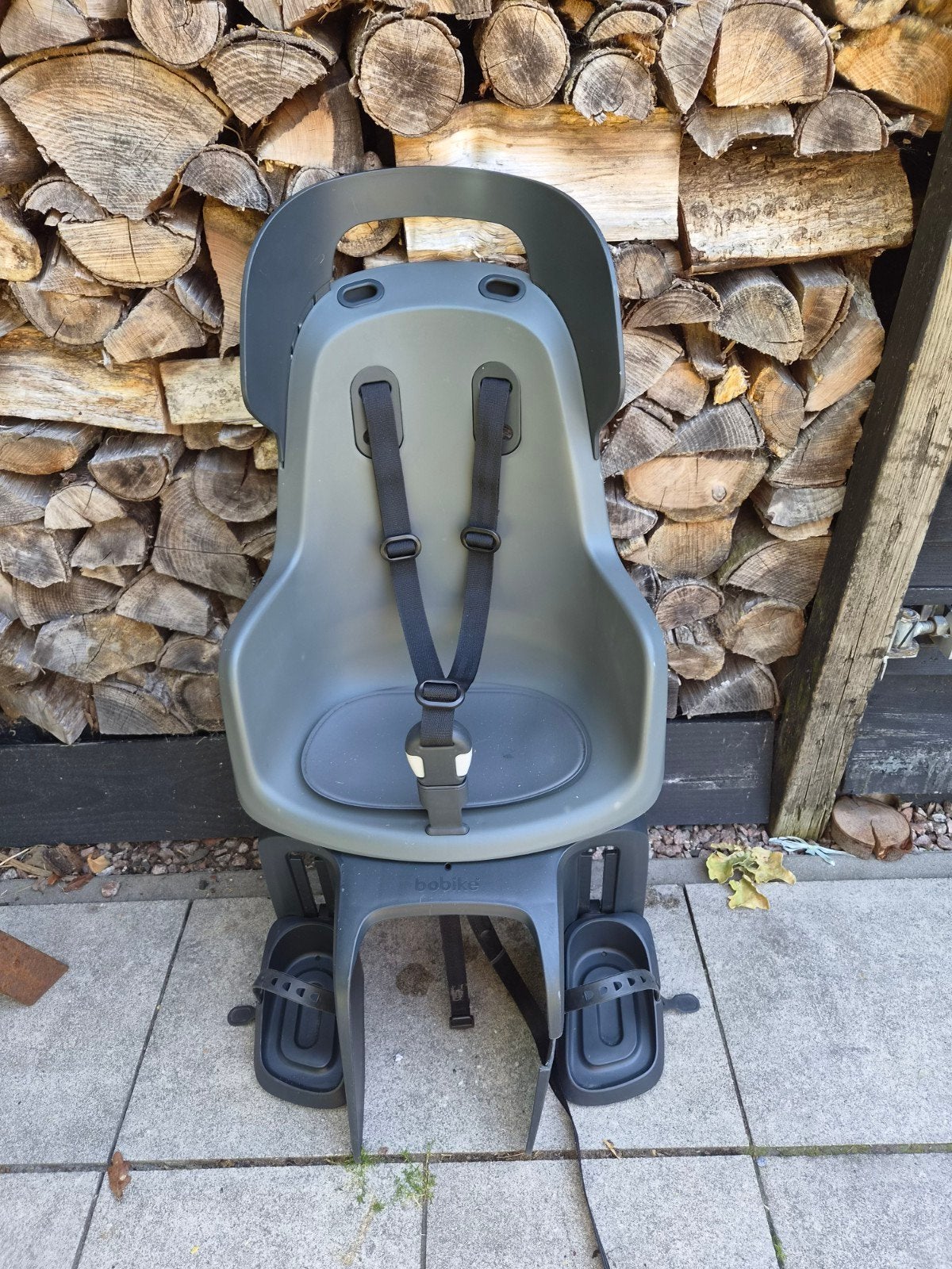 Bobike Go Carrier Achterzitje 8-22 kg, Ophalen