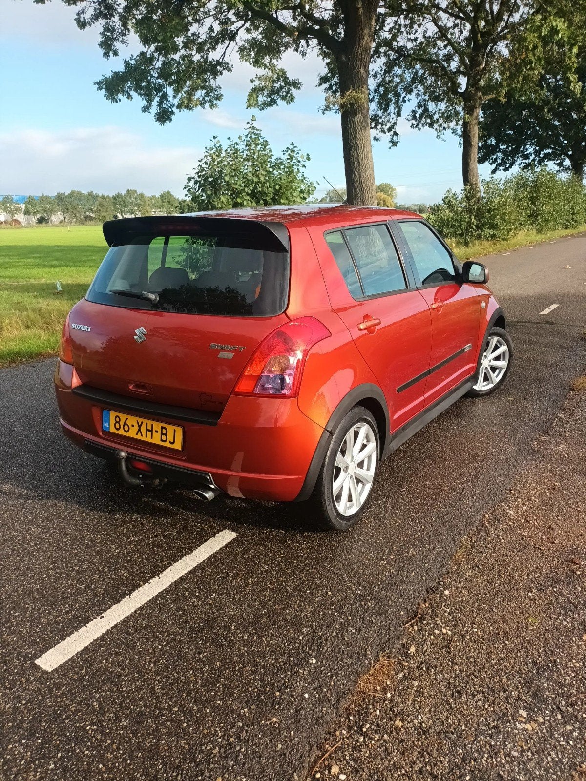 Suzuki Swift 1.3 gt sportline exclusive., Auto's, Voorwielaandrijving, Stof, 40 €/maand, Zwart