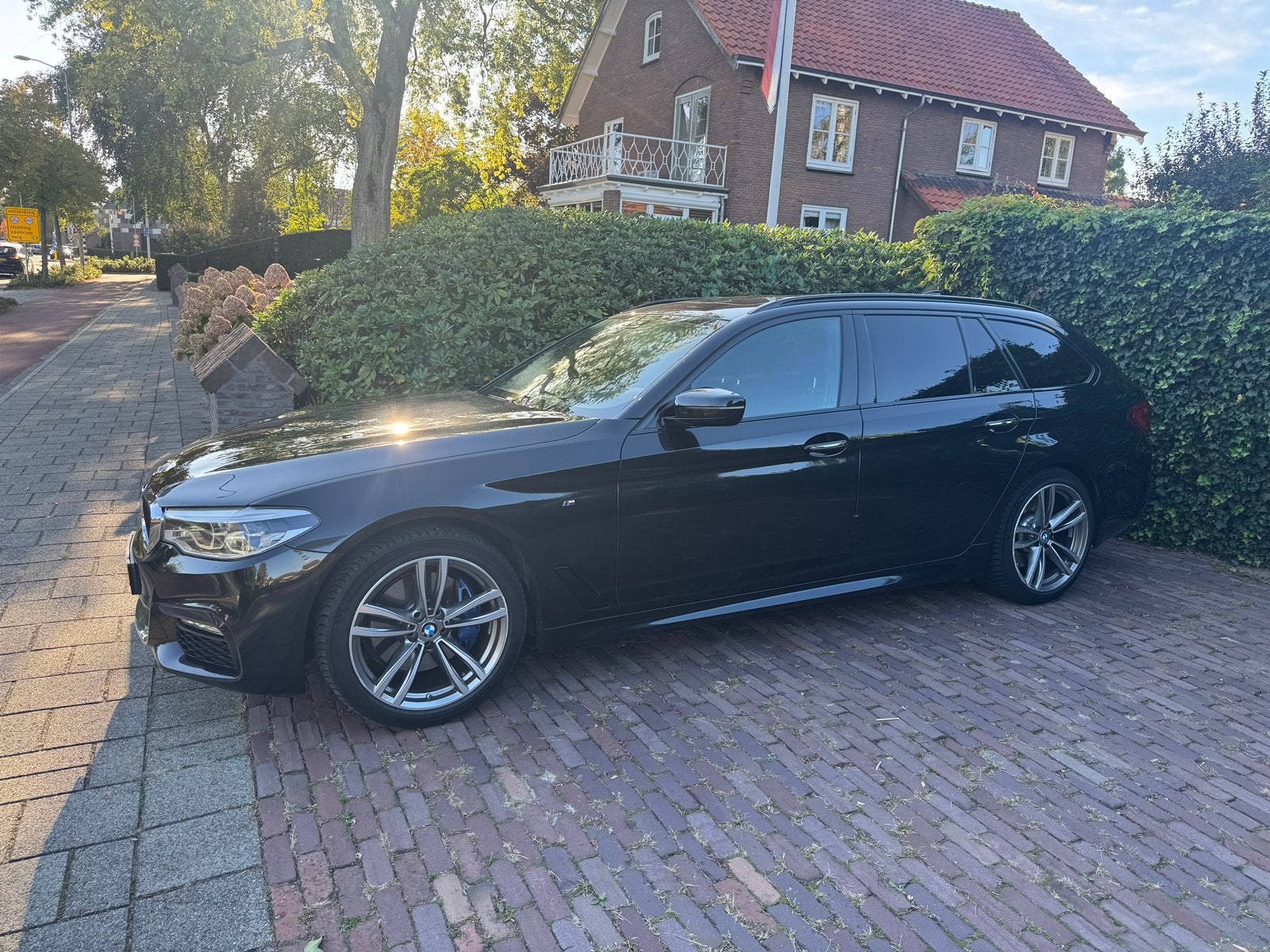 BMW 5-Serie 530d 265pk Xdrive Aut. 2017 Zwart, Auto's, Automaat, 2993 cc, 2000 kg, Zwart