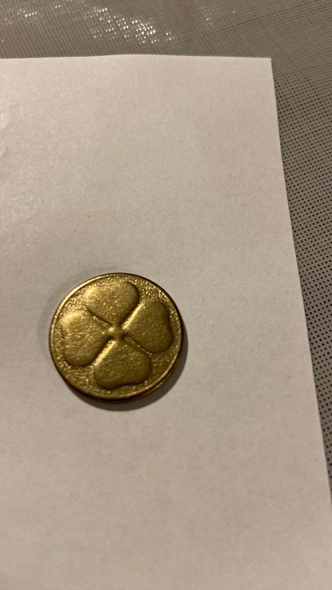 Vintage tiny gold plated token, Ophalen of Verzenden, Verguld, Losse munt