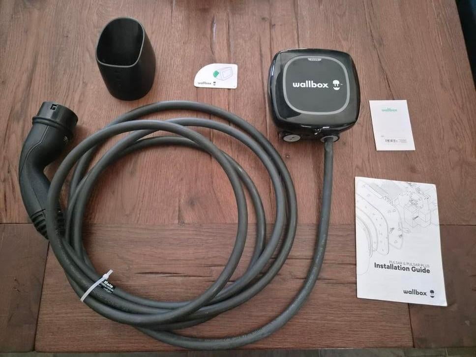 WALLBOX PLUS 3F met vaste kabel. Izgst, Ophalen of Verzenden, Laadpaal