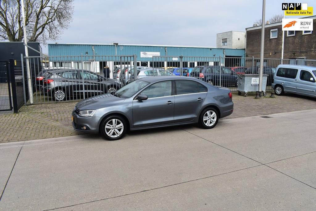 Volkswagen Jetta 1.4 TSI Hybrid Comfortline, Auto's, Volkswagen, Gebruikt, Euro 6, 4 cilinders, 150 pk