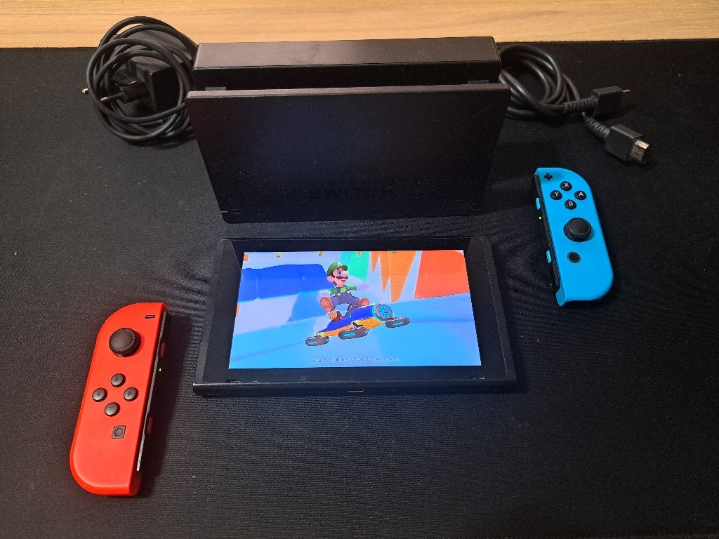 Nintendo Switch (v1), Met 2 controllers, Ophalen of Verzenden, Switch Original, Gebruikt