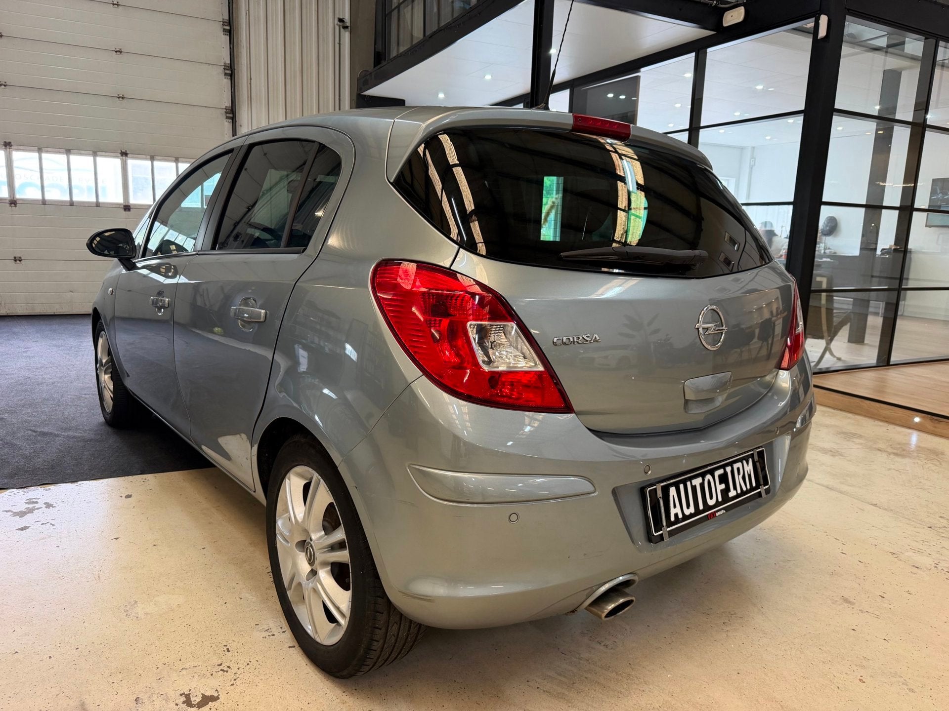 Opel Corsa 1.2-16V BlitZ NAP Garantie Stoelverwarming PDC Bl, Auto's, Voorwielaandrijving, Euro 5, Gebruikt, 750 kg