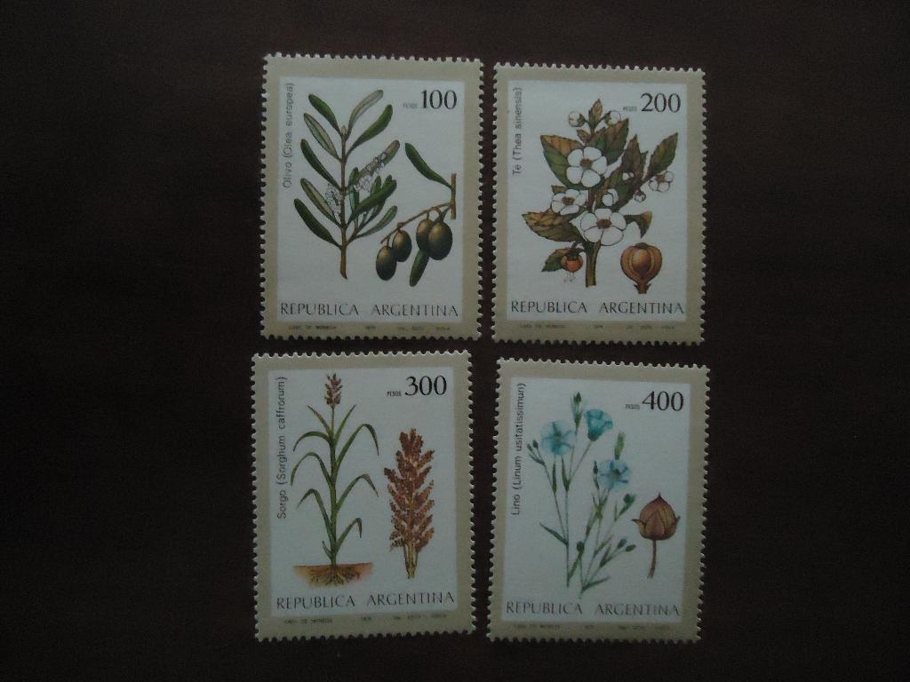 Flora Landbouwgewassen Argentinië 1979, mi. 1387-90 postfris, Ophalen of Verzenden, Postfris, Dier of Natuur