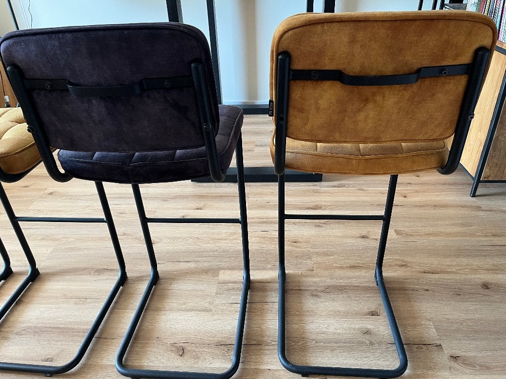 Foto 9 van Mangohouten Bartafel inclusief Krukken