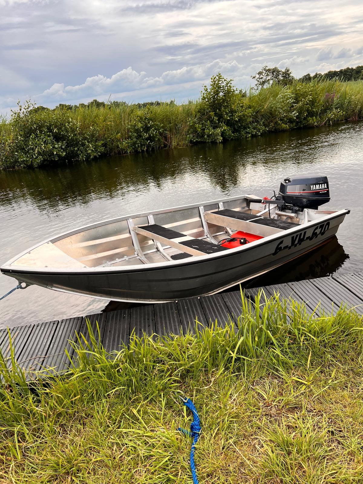 Aluminium boot met 25 pk buitenboordmotor, Ophalen, Zo goed als nieuw