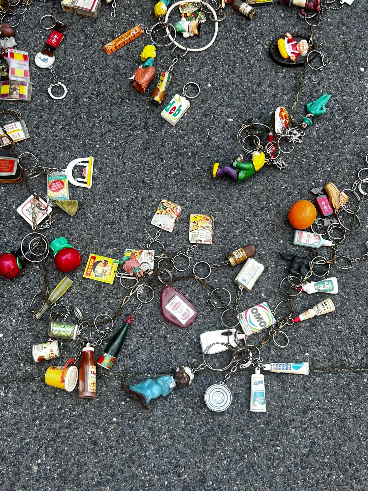 Sleutelhangers verzameling oudjes, Ophalen of Verzenden, Zo goed als nieuw