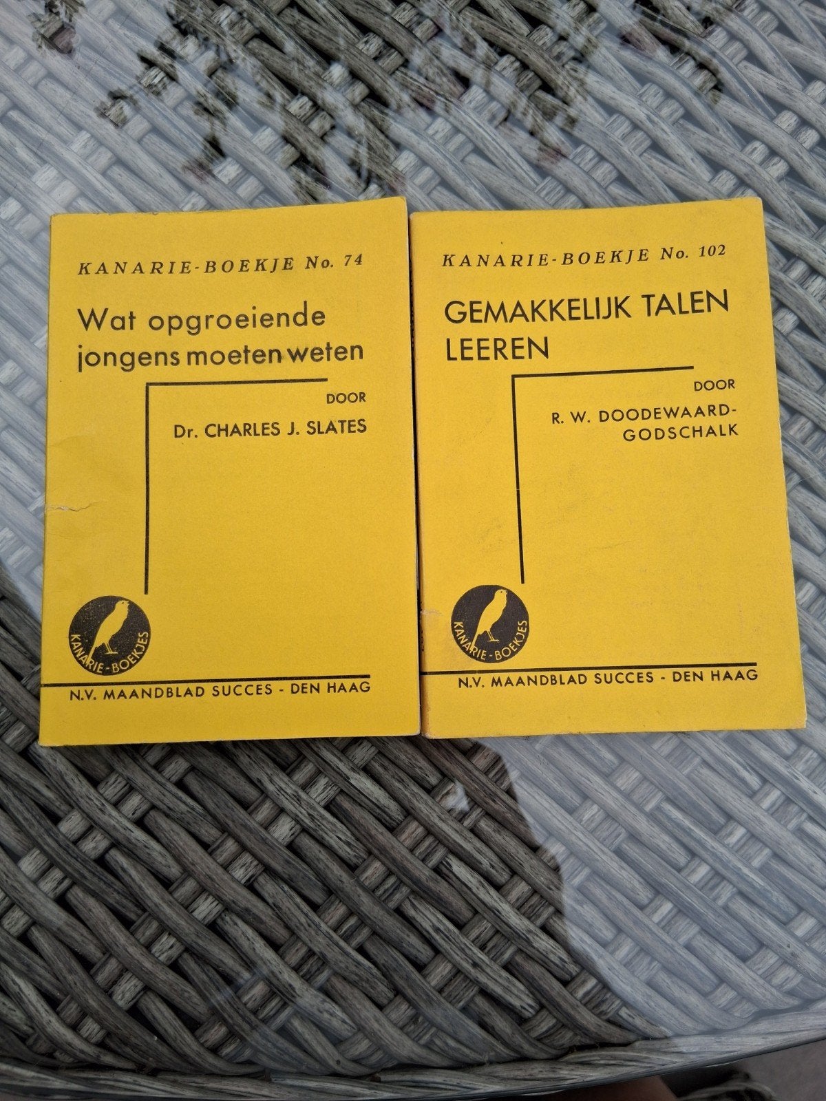 2 Kanarie Boekjes: Wat jongens moeten weten & Talen leren, Boeken, Ophalen of Verzenden, Gelezen, Dr. Charles J. Slates, R.W. Doodewaard-Godschalk