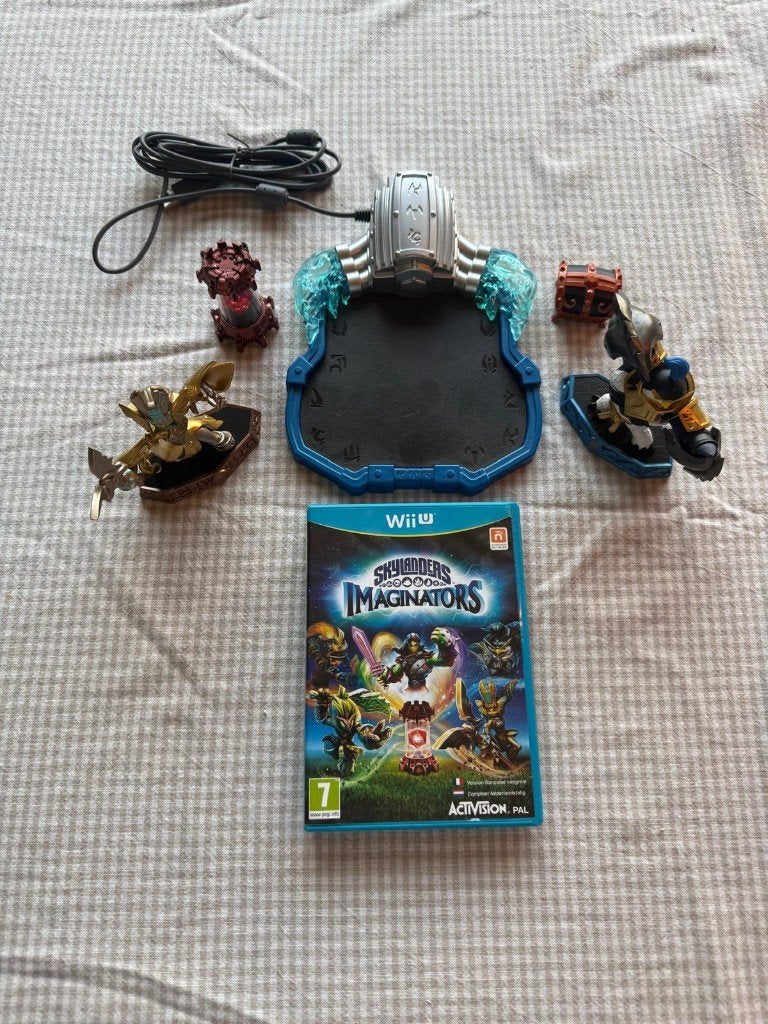 Skylanderset met spel voor WII U, Spelcomputers en Games, Games | Nintendo Wii U, 2 spelers, Eén computer, Zo goed als nieuw, Vanaf 3 jaar