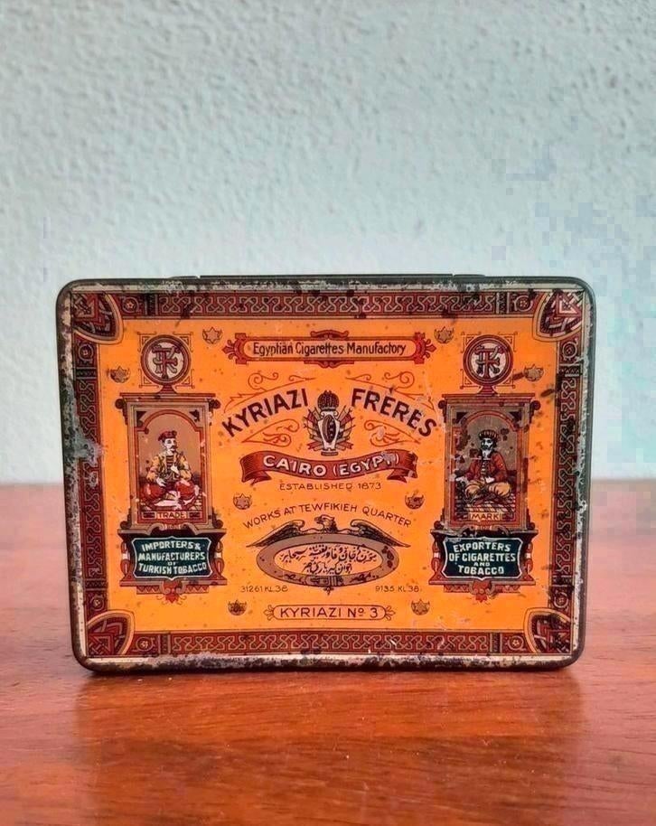 Zeer zeldzame Kyriazi Freres sigarettenblikje 1920 Egypte, Ophalen of Verzenden, Zo goed als nieuw, Overige merken