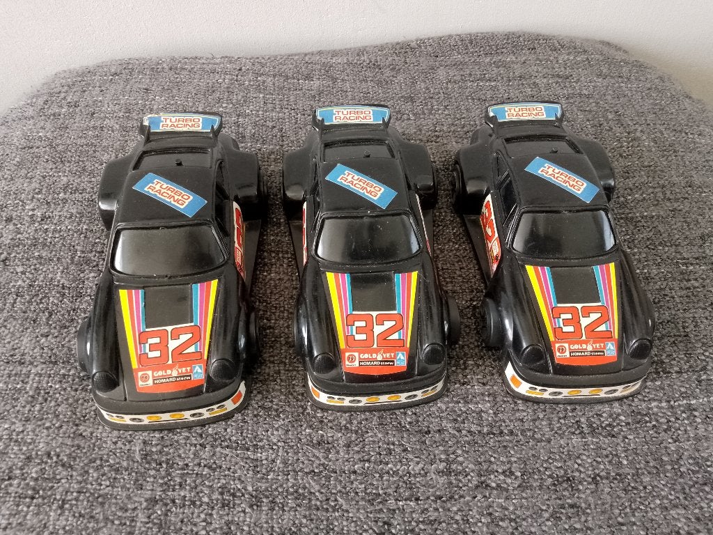 Supreme Porsche 934 raceauto 3x, Ophalen, Gebruikt