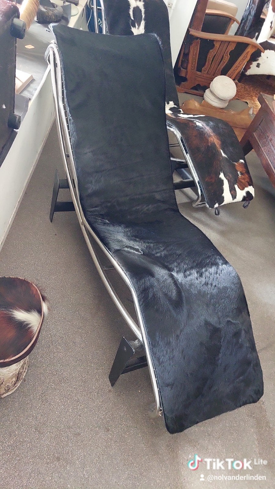 nieuwe Lc4 Le Corbusier Dekken inclusief Leder Nekrol, Design, Nieuw, Ophalen of Verzenden, 150 cm of meer