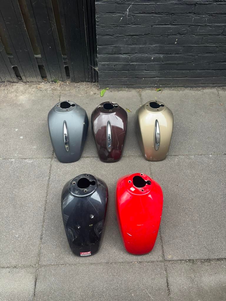 Vespa Voorspatbord LX S LXV, Ophalen of Verzenden