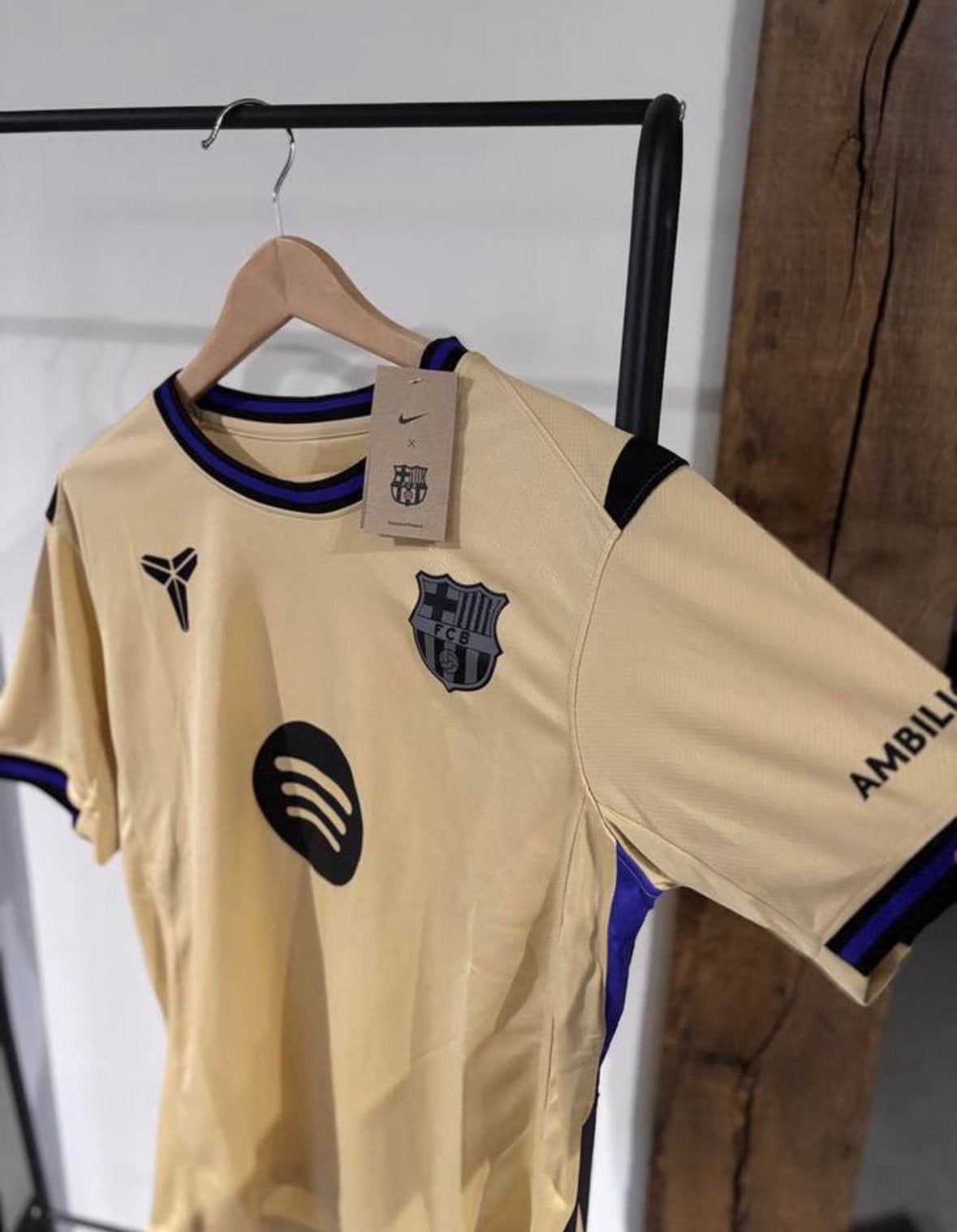 Barca voetbal shirt maat m, Maat M, Ophalen of Verzenden, Nieuw, Shirt