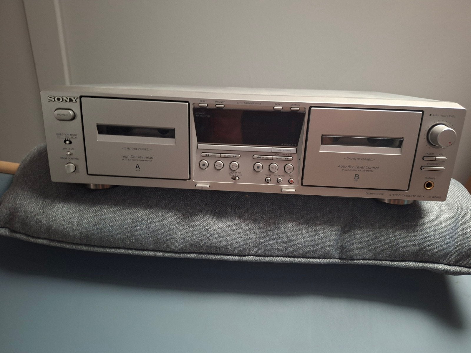 Foto 5 van Sony TC-WE475 Stereo Cassettedeck - Dubbel met Auto-Reverse