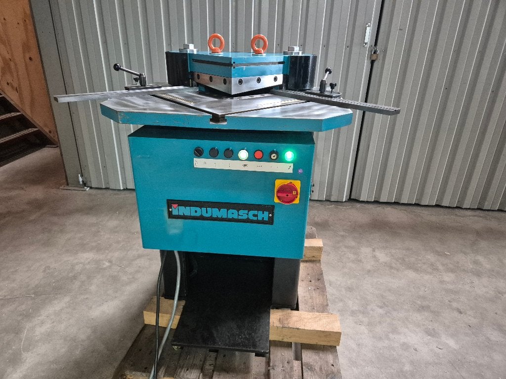 Uithoekmachine knipmachine uithoeker, Ophalen, Gebruikt