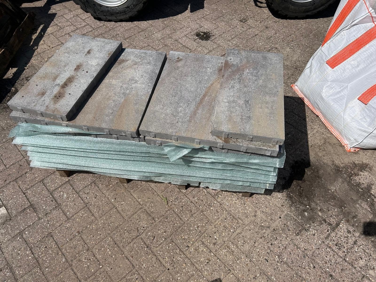 Tegels 60x60x4 cm, 6.48 m2 antraciet grijs, Ophalen, 60 cm of meer, Nieuw, 10 m² of meer