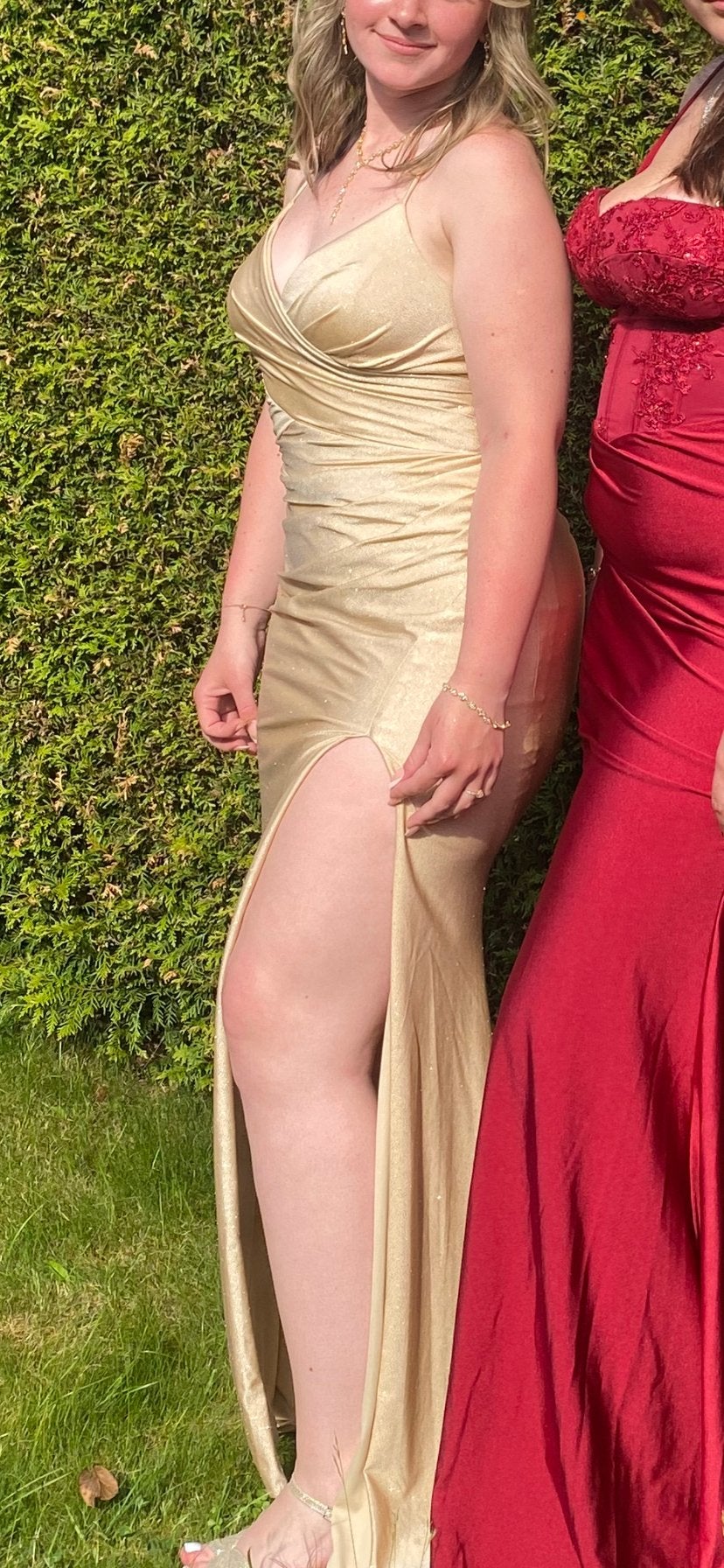 Gouden Galajurk met Split - Maat M, Kleding | Dames, Maat 38/40 (M), Geel, Ophalen of Verzenden, Zo goed als nieuw