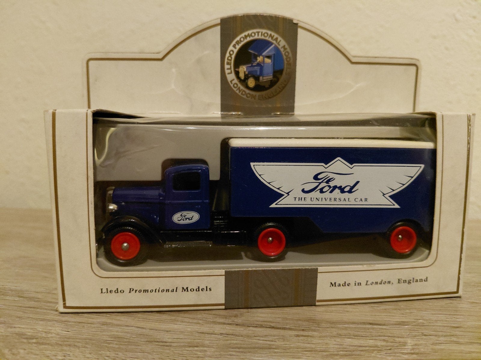 'The Universal Car' Ford vrachtwagen met oplegger, Verzenden, Nieuw, Groter dan 1:32