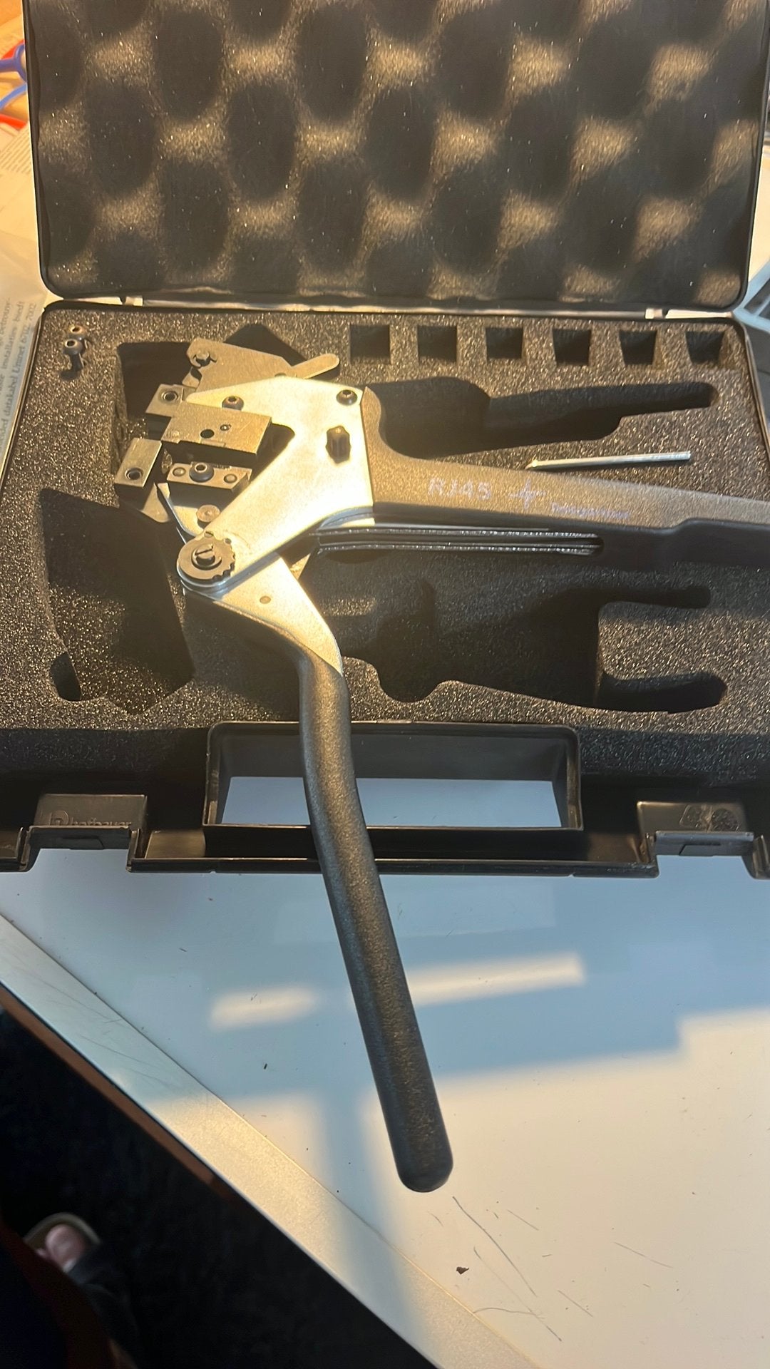 Krimptang RJ45 Telegärtner N00000A0017 als nieuw, Ophalen, Zo goed als nieuw